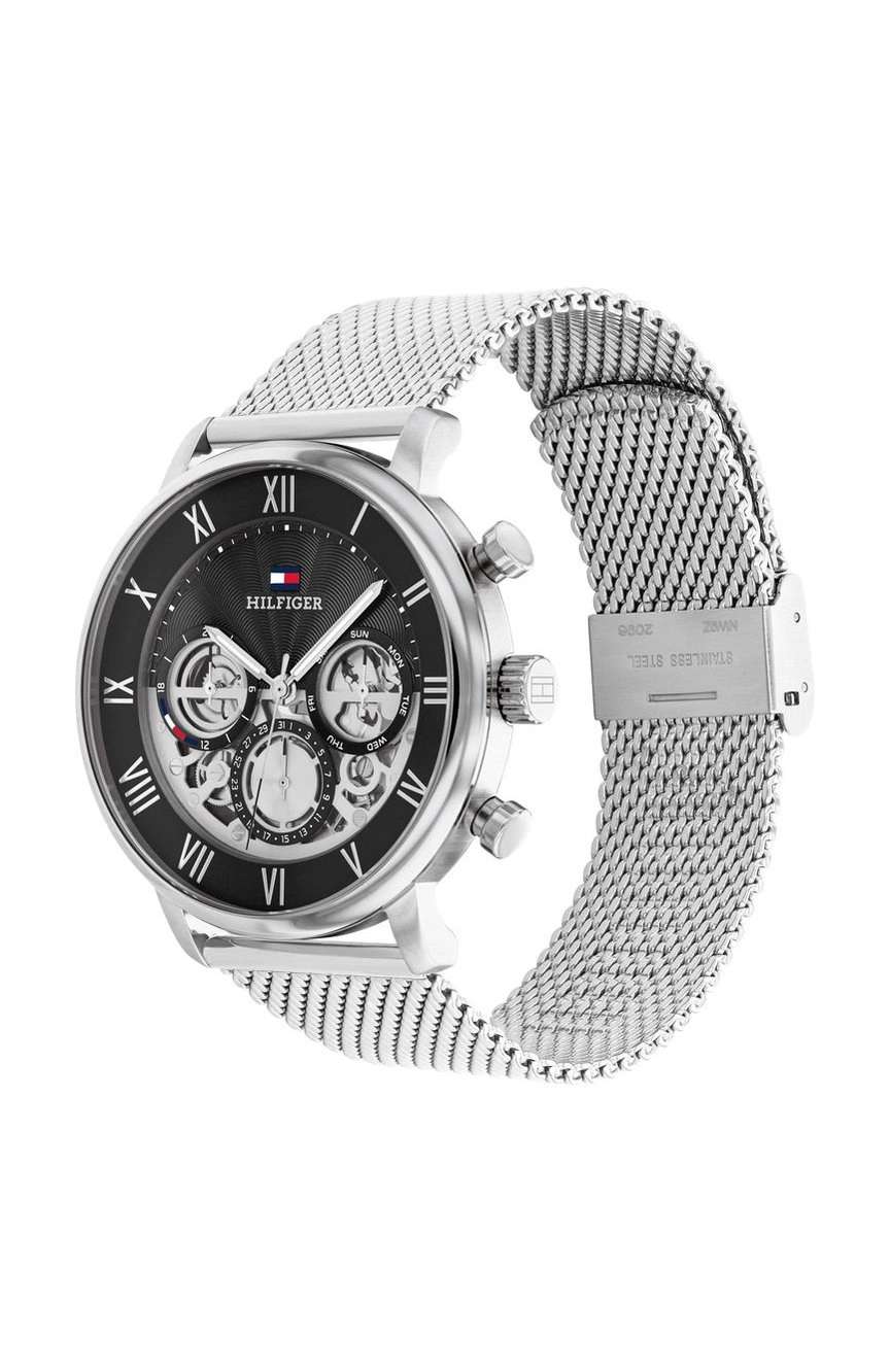 تومي هيلفجر Legend