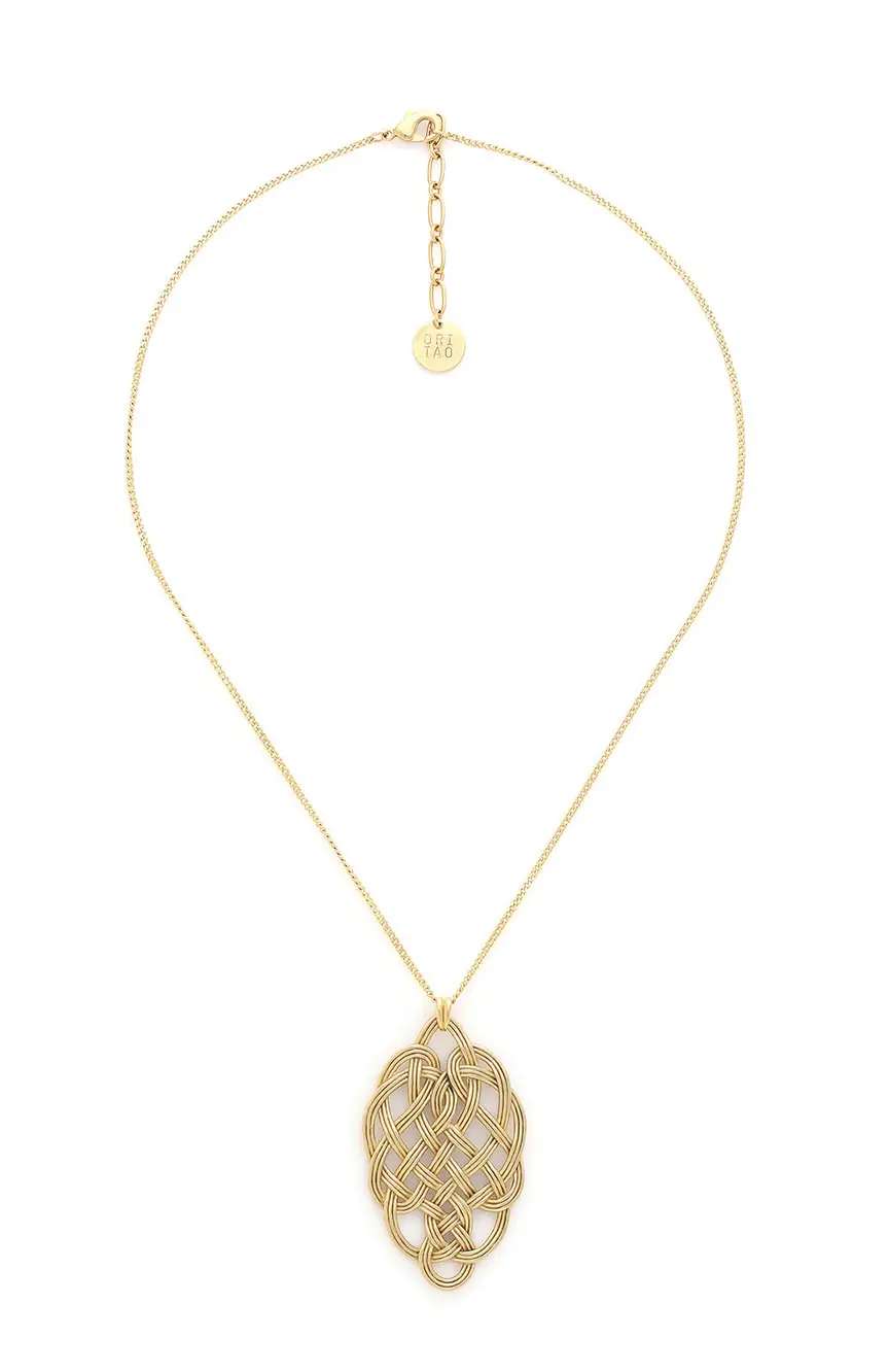 Ori Tao Golden oval pendant necklace Shinomoki