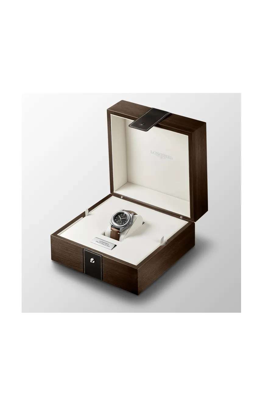 Longines Pilot Majetek