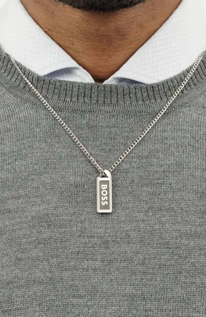 بوص Kassy Emblem Necklace