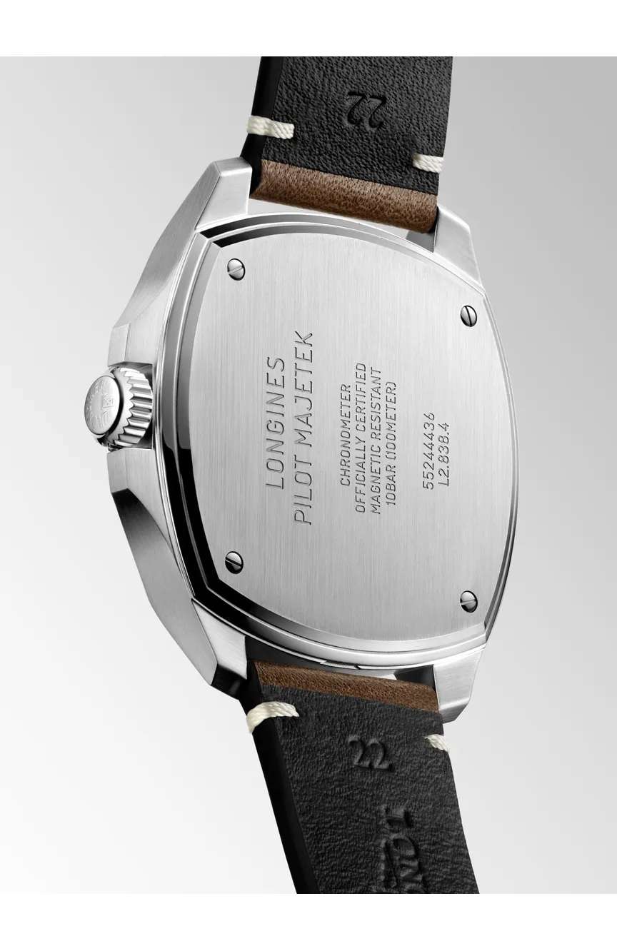 Longines Pilot Majetek