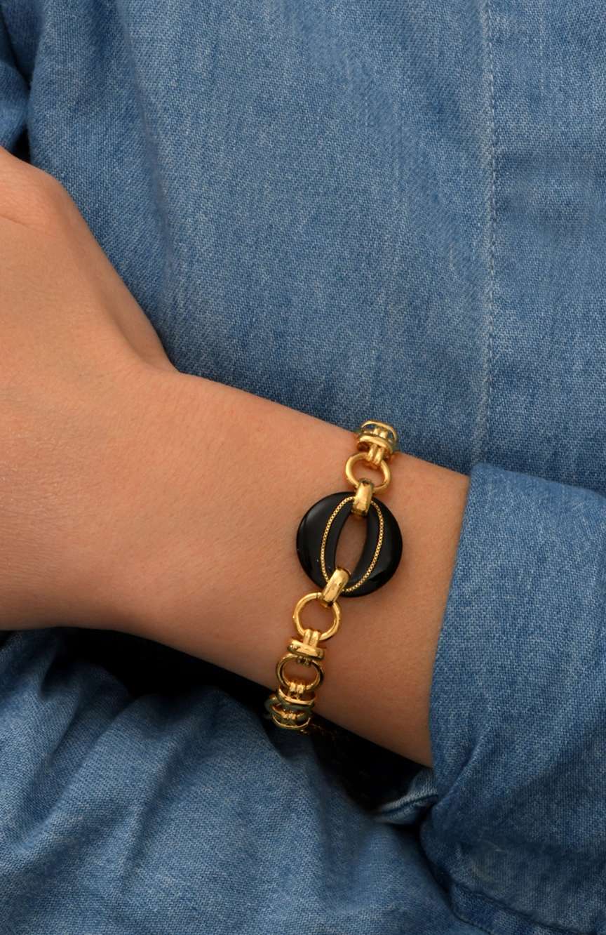 ستالايت سوار ماسيريا متوسط الحجم المصنوع من الراتنج والأحجار الكريمة - أسود